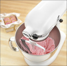 Load image into Gallery viewer, KitchenAid - KFE5T Flex-Edge Beater - White